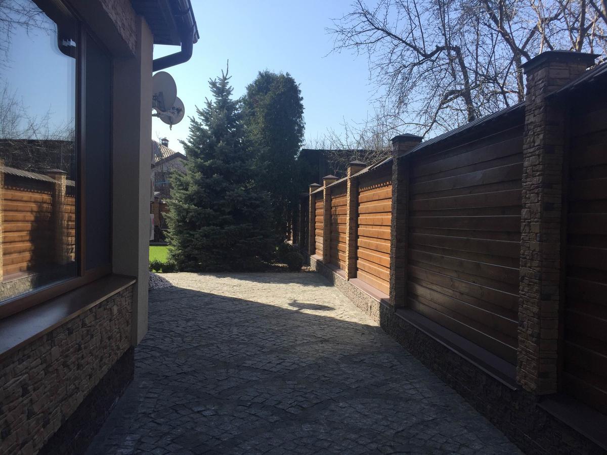 Dating Hotel Cherry Twins (Adults Only) Kiew Exterior foto